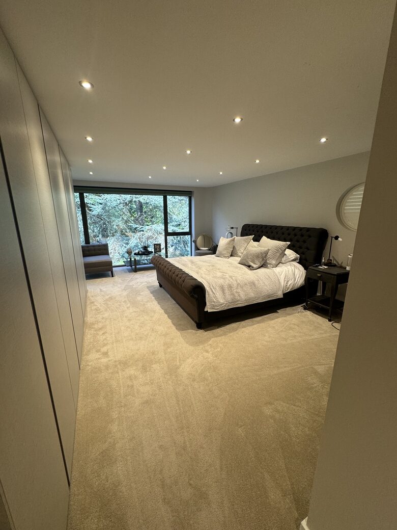 The Penthouse - Canford Cliffs, Poole, United Kingdom