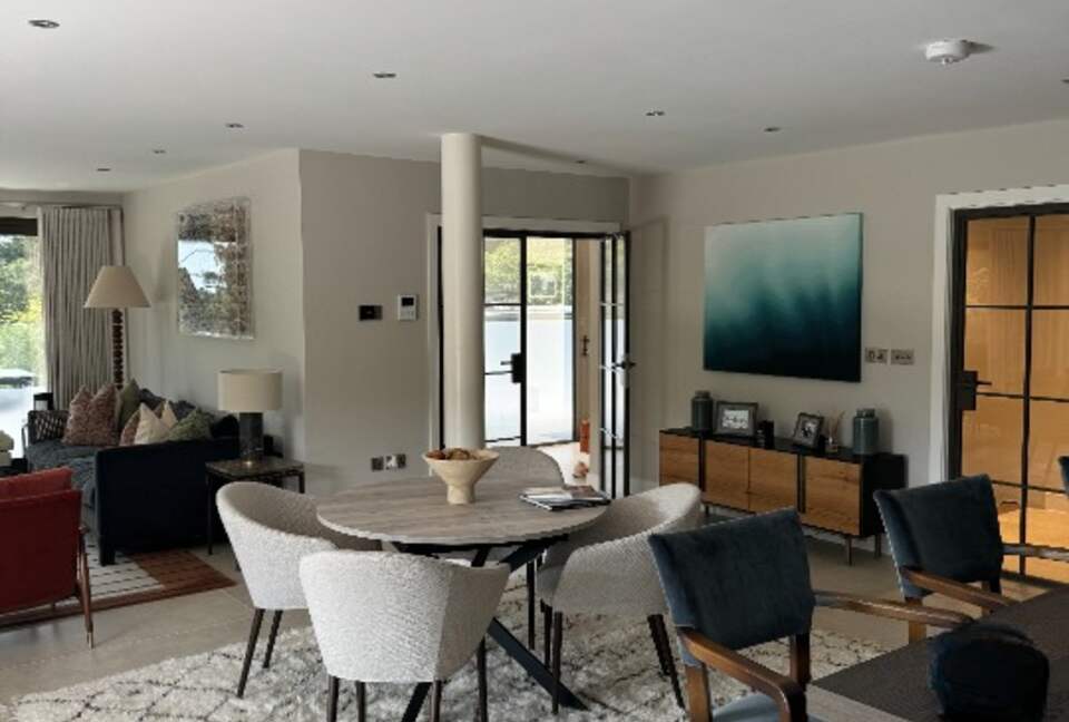 The Penthouse - Canford Cliffs, Poole, United Kingdom