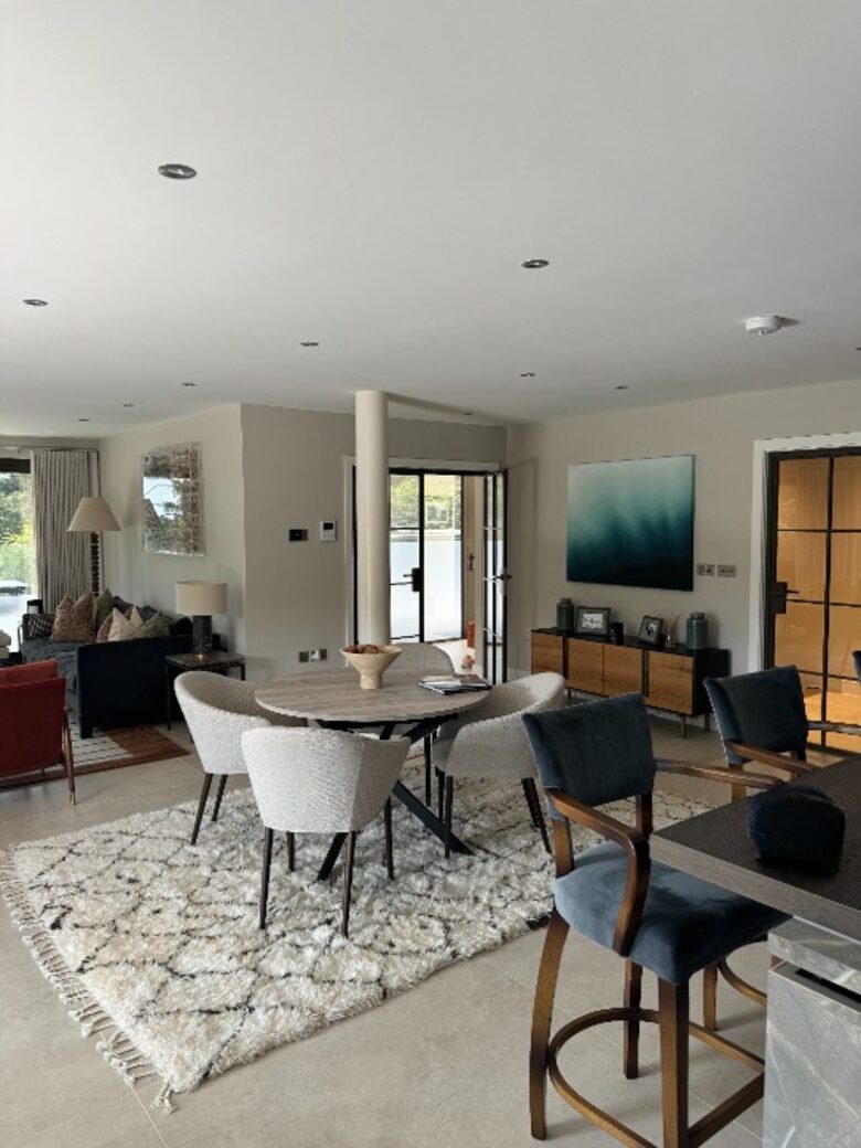The Penthouse - Canford Cliffs, Poole, United Kingdom