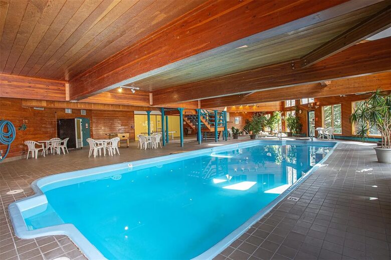 Mountain Retreat with Stunning View - Silverthorne, Colorado