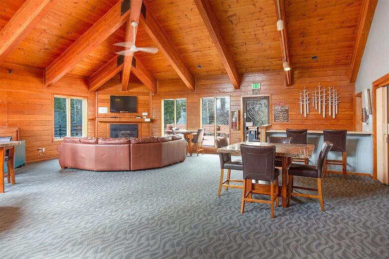 Mountain Retreat with Stunning View - Silverthorne, Colorado