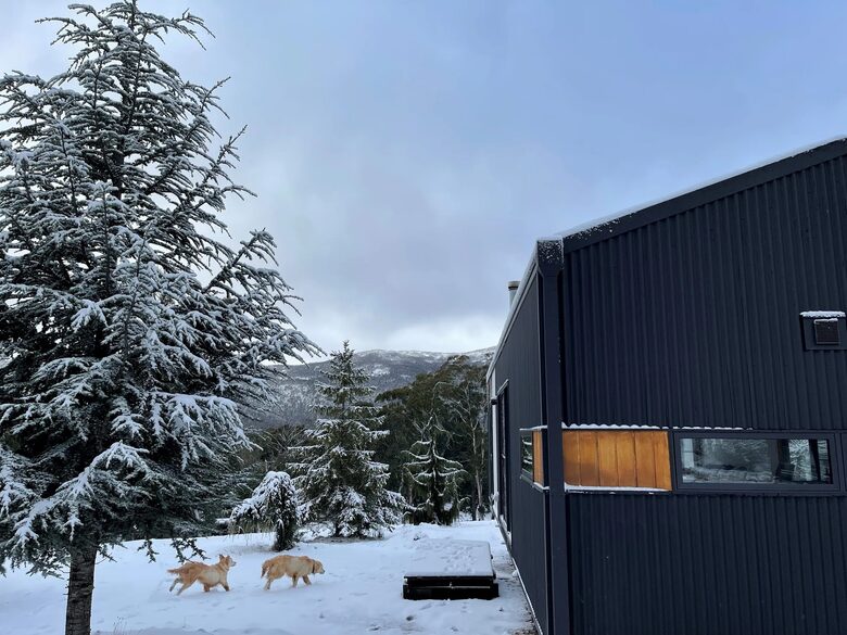 Picturesque Snowy Mountains Retreat - Yaouk, Australia