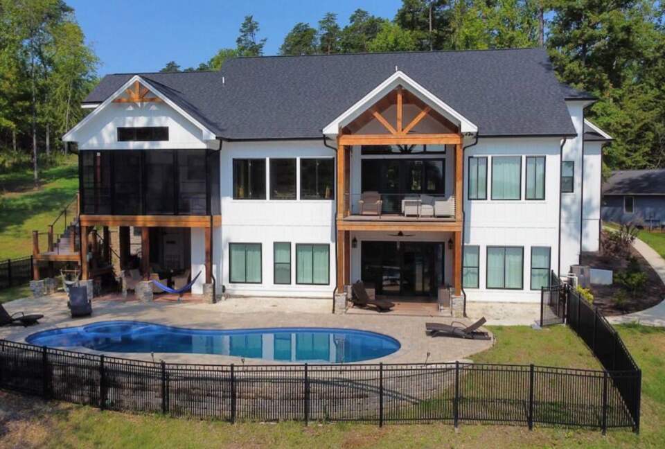 Hyco Lake and Pool Retreat - Semora, North Carolina