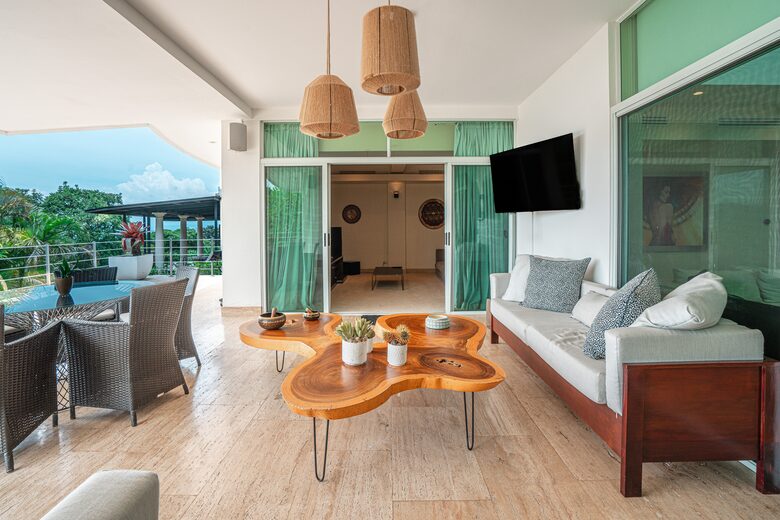 Casa Om | Luxury Villa with Infinity Pool - Ciudad Colón, Costa Rica