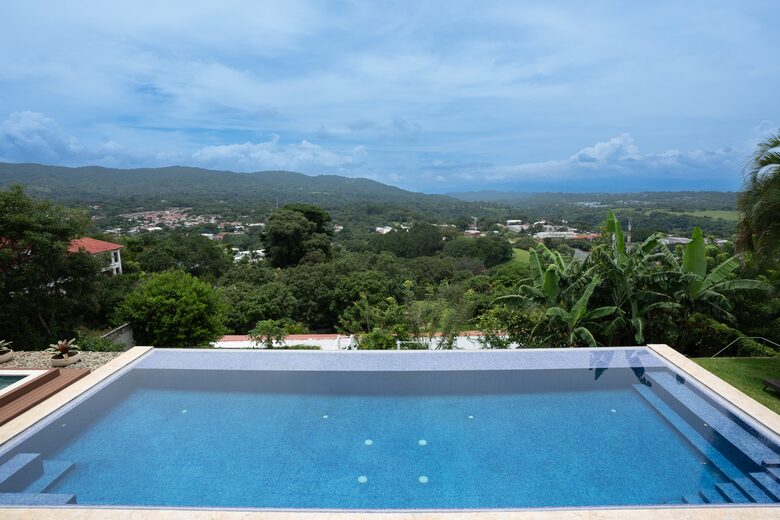 Casa Om | Luxury Villa with Infinity Pool - Ciudad Colón, Costa Rica