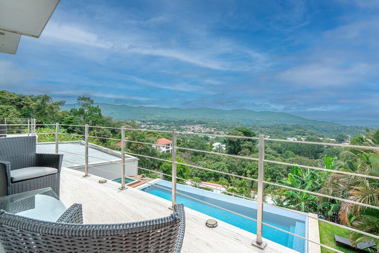 Casa Om | Luxury Villa with Infinity Pool - Ciudad Colón, Costa Rica