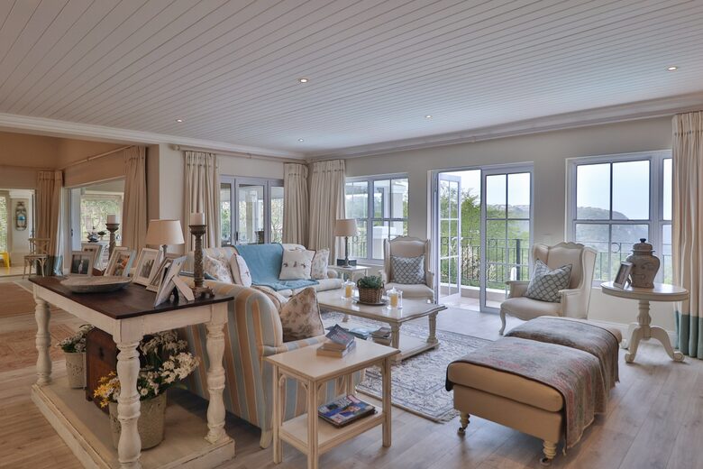 Lounge Area