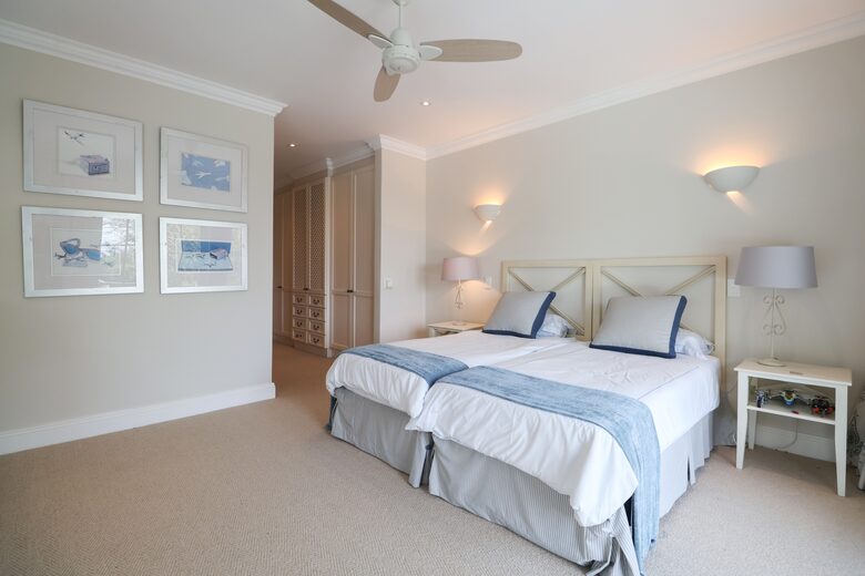 Bedroom 4 (Twin) - Pool Level