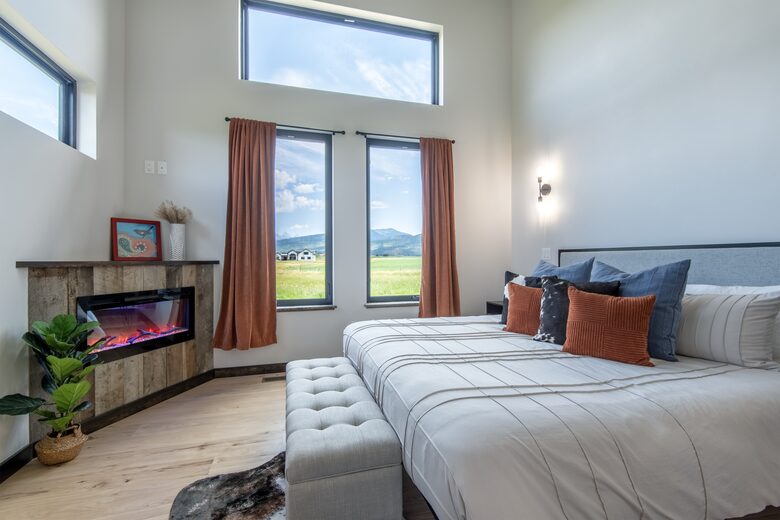 Mustang Mountain Lodge - Victor, Idaho