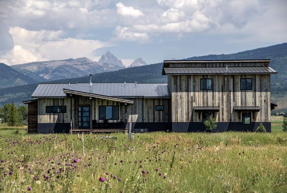 Mustang Mountain Lodge - Victor, Idaho