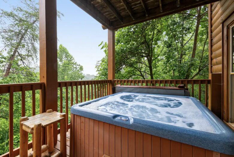 Valhalla Manor - Sevierville, Tennessee