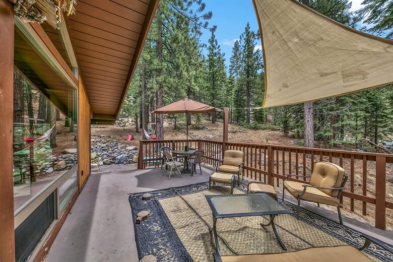 Spacious Lake Tahoe Retreat with Hot Tub & Fire Pit - Stateline, Nevada