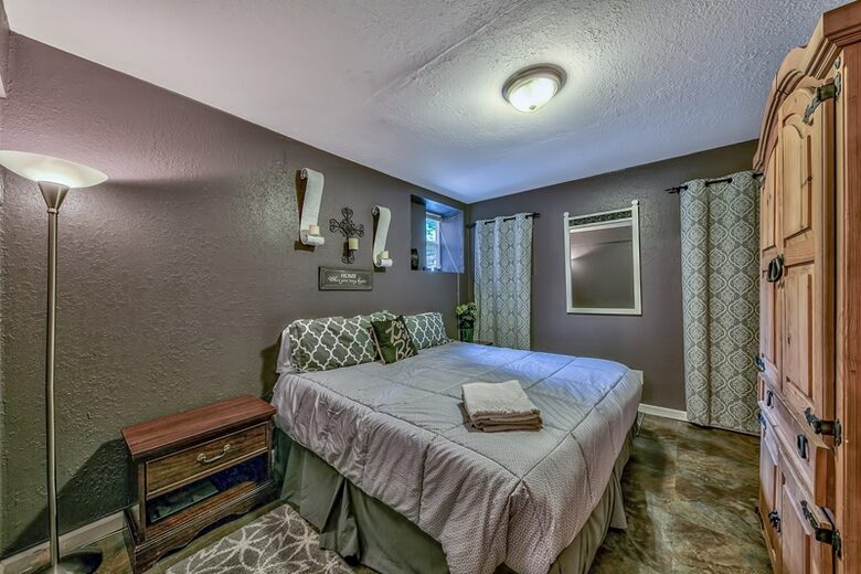 Spacious Lake Tahoe Retreat with Hot Tub & Fire Pit - Stateline, Nevada