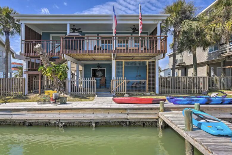 Coastal Haven: Relaxation and Adventure in Jamaica Beach - Jamaica Beach, Texas