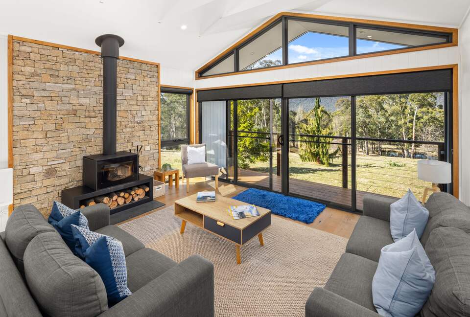 Picturesque Snowy Mountains Retreat - Yaouk, Australia