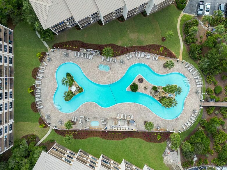 Mer Sea: Stunning 30A Penthouse Escape with Gulf Views - Inlet Beach, Florida