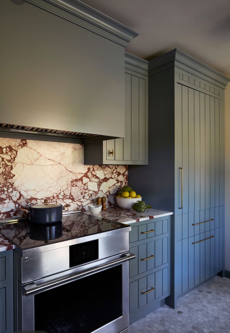 Interior Design Lovers Retreat Near the Ocean - Bellport, New York