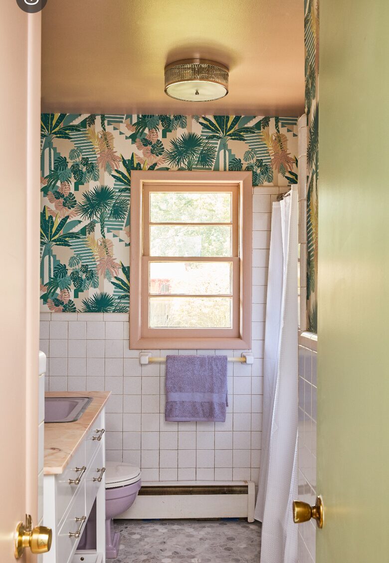 Interior Design Lovers Retreat Near the Ocean - Bellport, New York