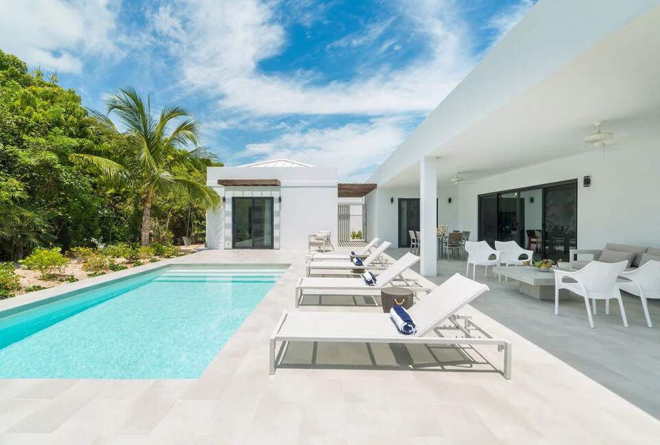 Grace Bay Escape | A Refined Island Retreat - Providenciales, Turks and Caicos Islands