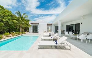 Grace Bay Escape | A Refined Island Retreat - Providenciales, Turks and Caicos Islands