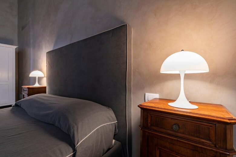 Timeless Venetian Retreat in a 15th century Palace - Venice, Italy