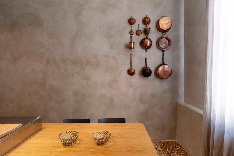 Timeless Venetian Retreat in a 15th century Palace - Venice, Italy