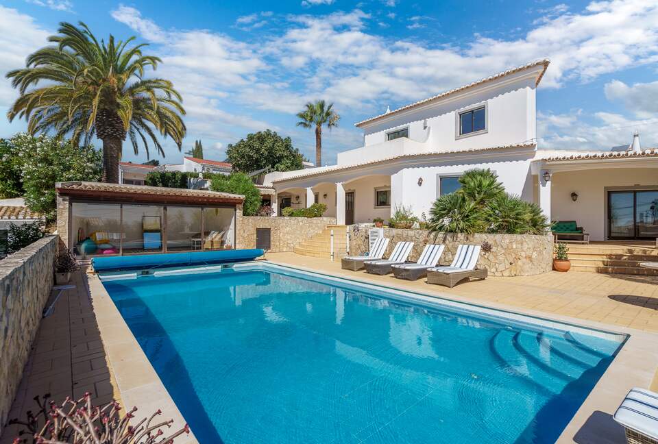 Stylish 5-Bedroom Algarve Retreat with Pool - Lagos, Portugal