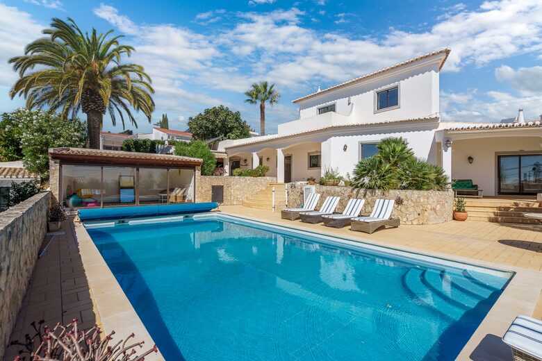 Stylish 5-Bedroom Algarve Retreat with Pool - Lagos, Portugal