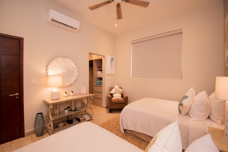2nd Bedroom
