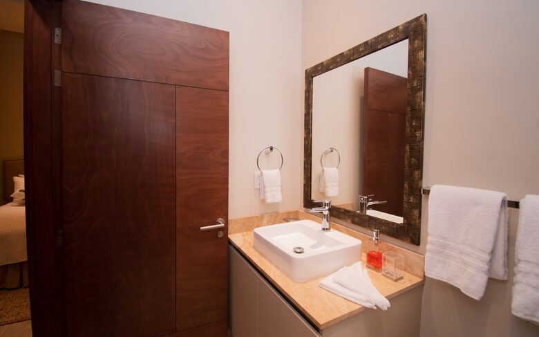 2nd Bedroom Bath