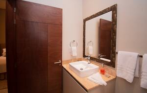 2nd Bedroom Bath