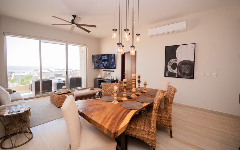Dining Room Area