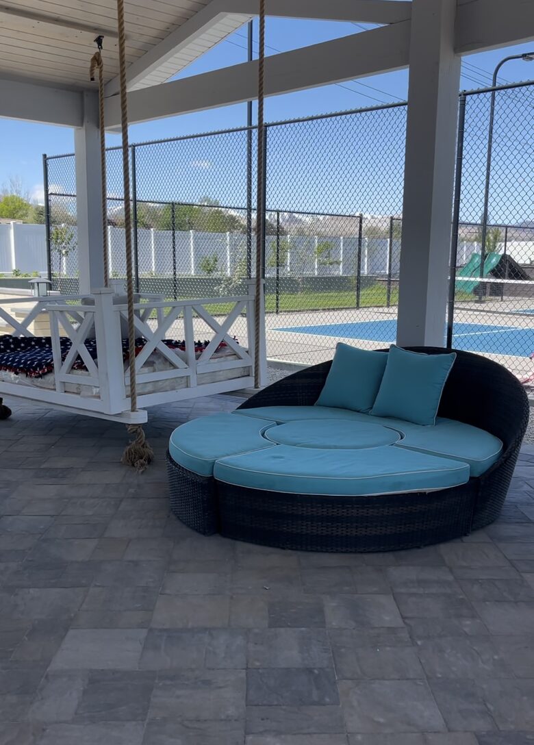 Pickleball Paradise: Retreat with Outdoor Courts & Relaxation - Bluffdale, Utah