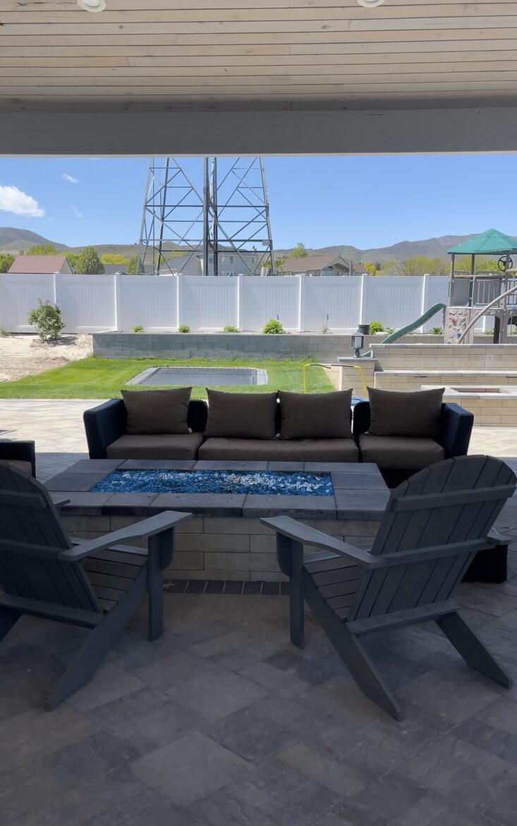 Pickleball Paradise: Retreat with Outdoor Courts & Relaxation - Bluffdale, Utah