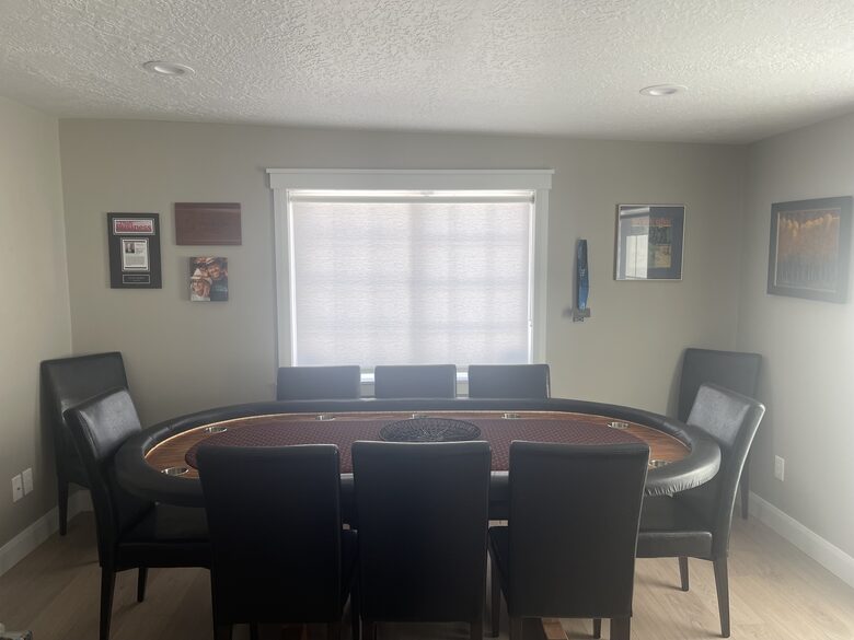 Poker table