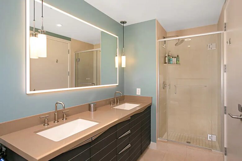 Stylish Bayside Condo with Panoramic San Diego Bay Views - San Diego, California