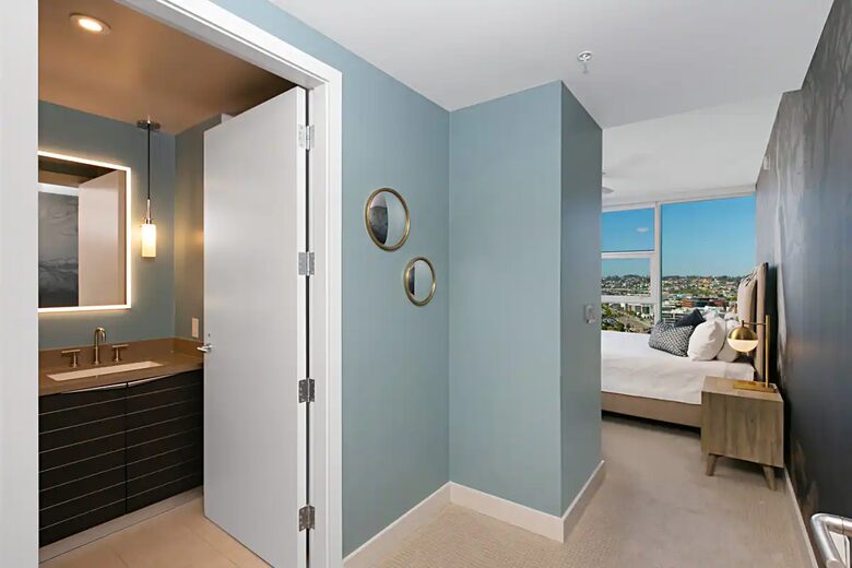 Stylish Bayside Condo with Panoramic San Diego Bay Views - San Diego, California