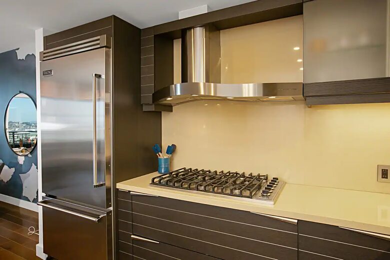 Stylish Bayside Condo with Panoramic San Diego Bay Views - San Diego, California