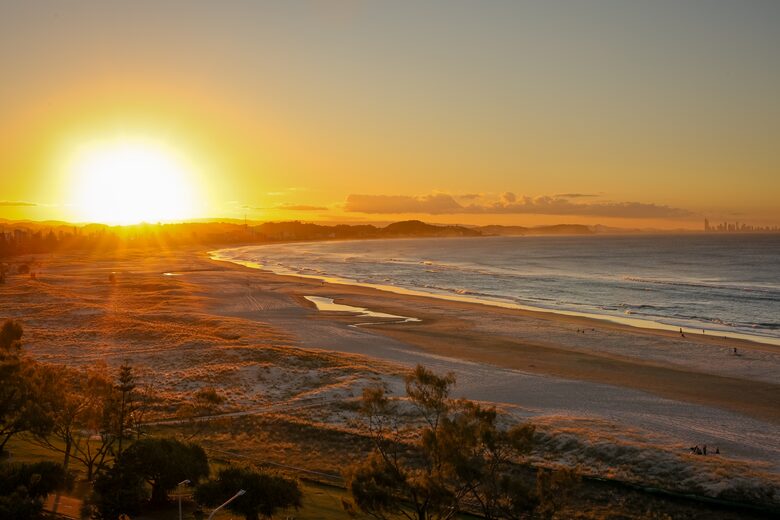 Miles at Kirra Beach Unit 701 - Gold Coast, Australia