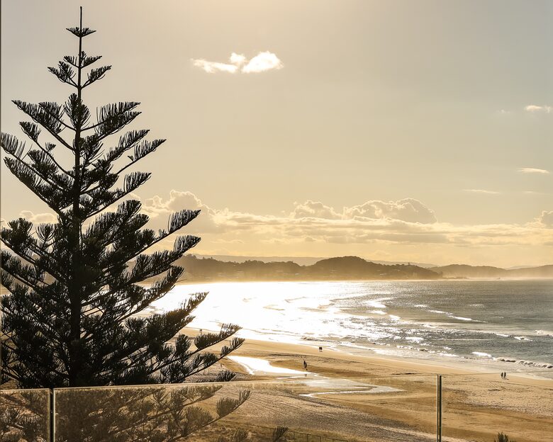 Miles at Kirra Beach Unit 701 - Gold Coast, Australia