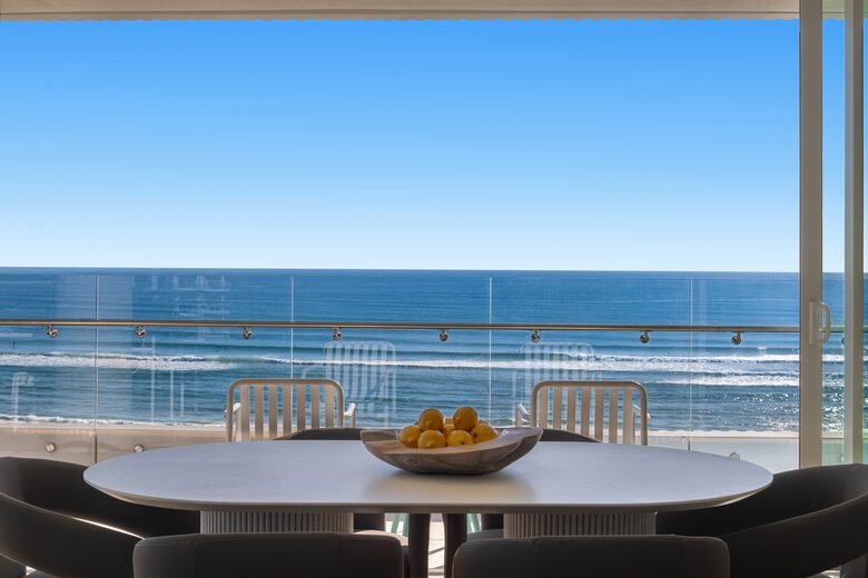 Miles at Kirra Beach Unit 701 - Gold Coast, Australia