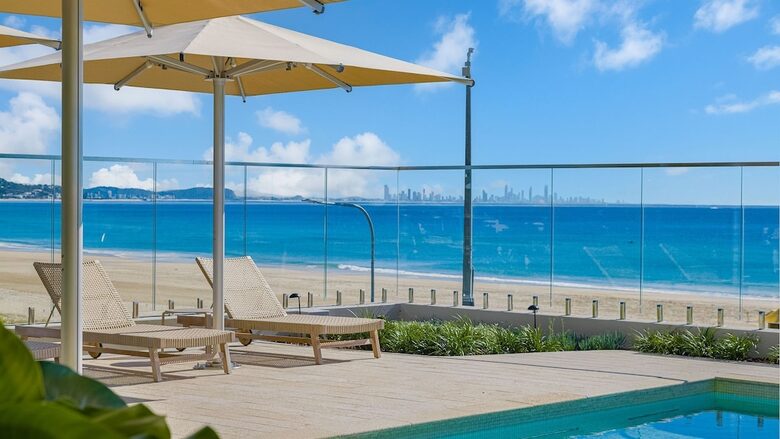 Miles at Kirra Beach Unit 701 - Gold Coast, Australia