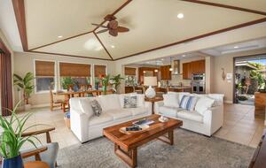 Modern Golf Front Retreat with Private Pool & Spa - Kailua Kona, Hawaii