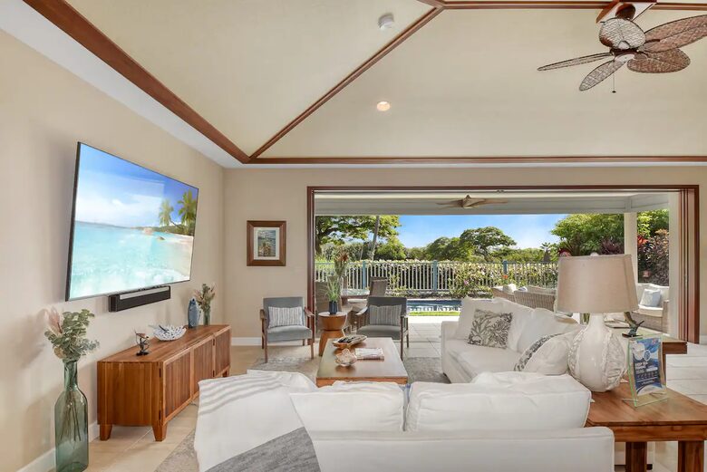 Modern Golf Front Retreat with Private Pool & Spa - Kailua Kona, Hawaii