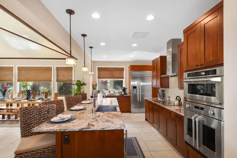 Modern Golf Front Retreat with Private Pool & Spa - Kailua Kona, Hawaii