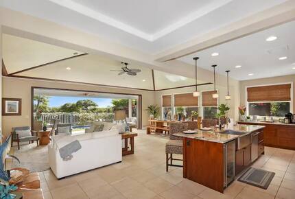 Modern Golf Front Retreat with Private Pool & Spa - Kailua Kona, Hawaii