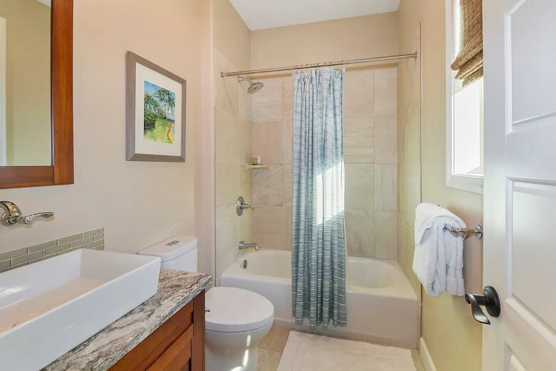 Modern Golf Front Retreat with Private Pool & Spa - Kailua Kona, Hawaii