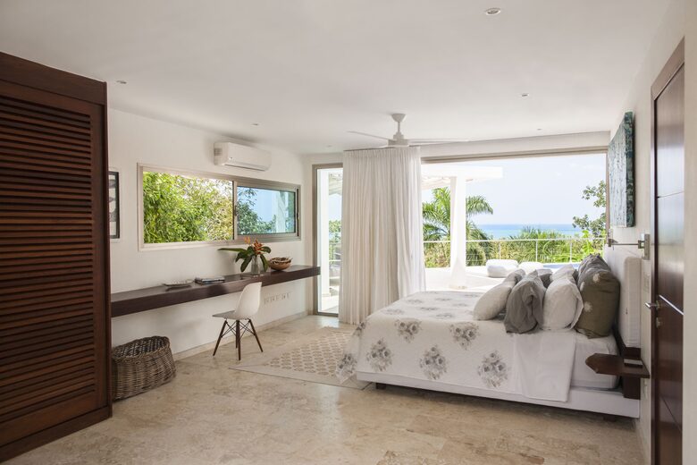 Stunning Hilltop Retreat with Oceanview and Infinity Pool - Las Terrenas, Dominican Republic