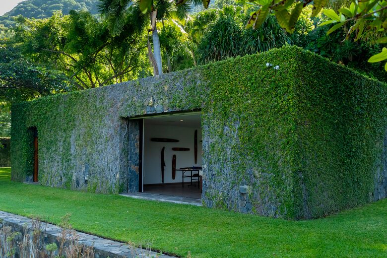 Villa Compound in Volcanic Crater Lake in El Salvador - Lago de Coatepeque, Santa Ana, El Salvador