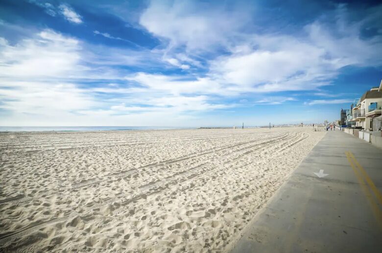 Balboa Home One Block from Beach - Newport Beach, California